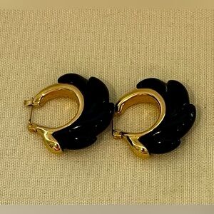 Vintage Napier Scalloped Hoop Earrings